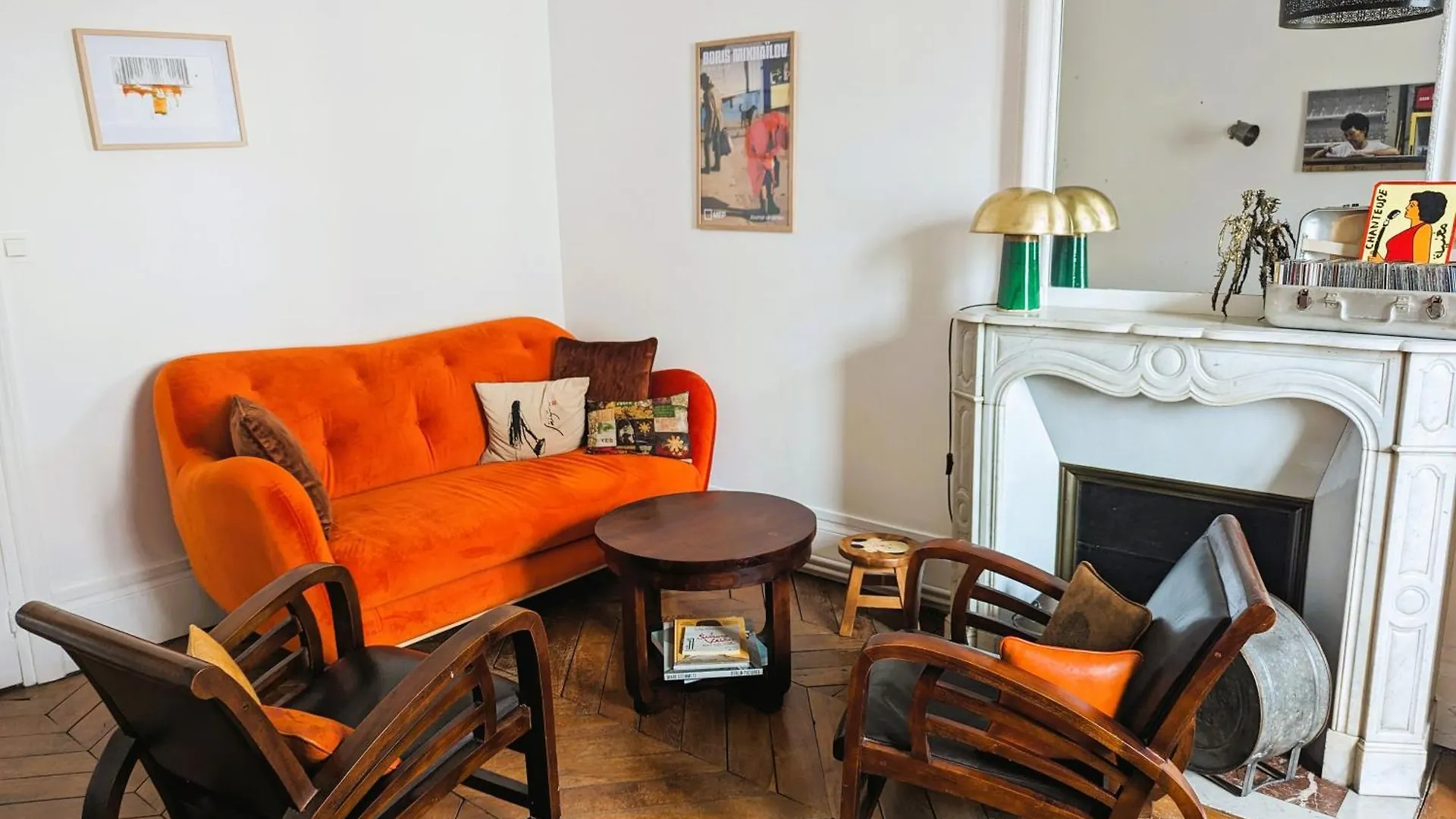 Typique Et Confortable - Voltaire Paris