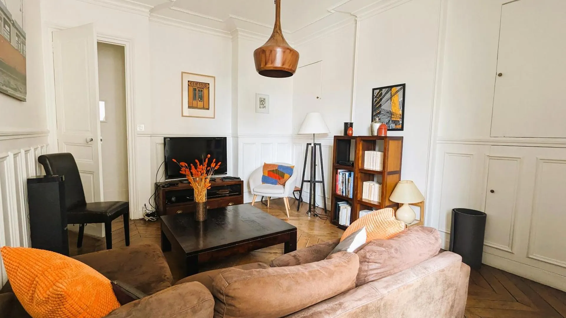 Typique Et Confortable - Voltaire Apartment
